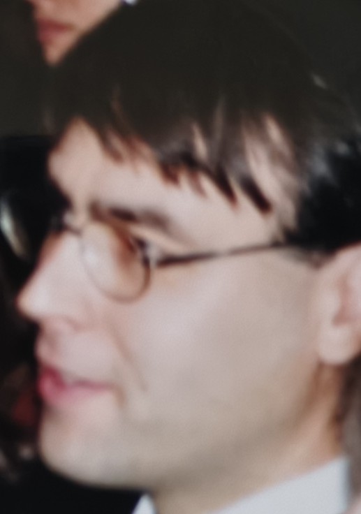 Balazs im Profil, mit runder Brille, in einer alten Aufnahme